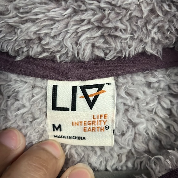 LIFE.INTEGRITY.EARTH, Pullover Sherpa - Picture 2 of 6